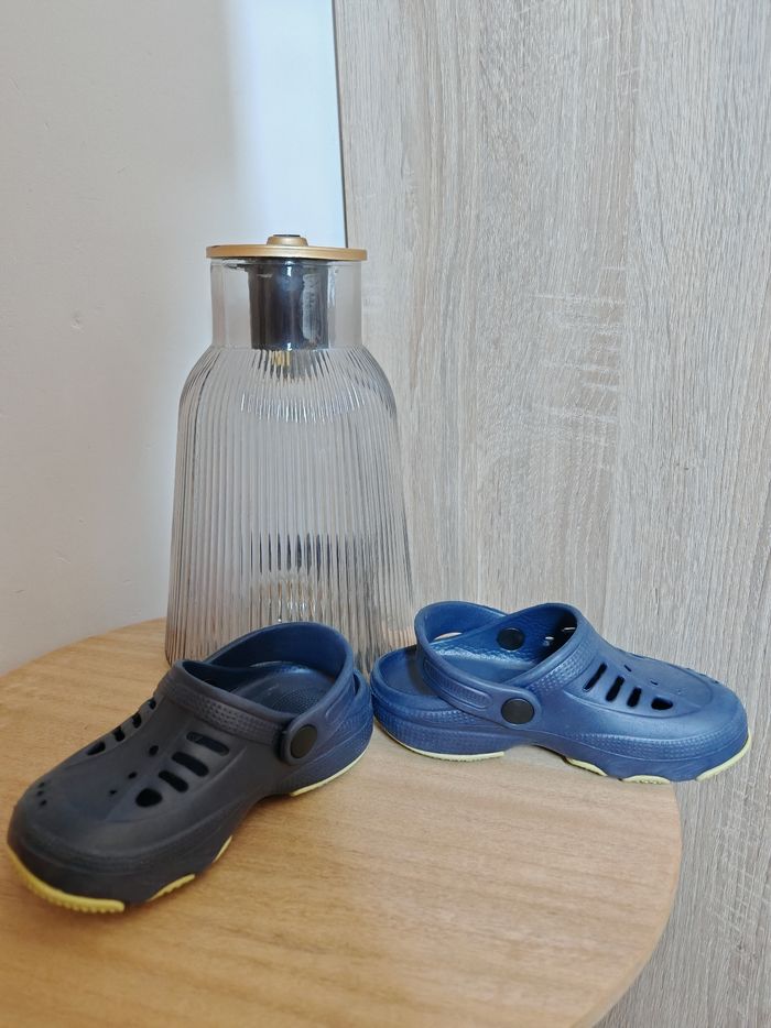 Chaussure enfant style crocs neuve pointure 24 - photo numéro 8