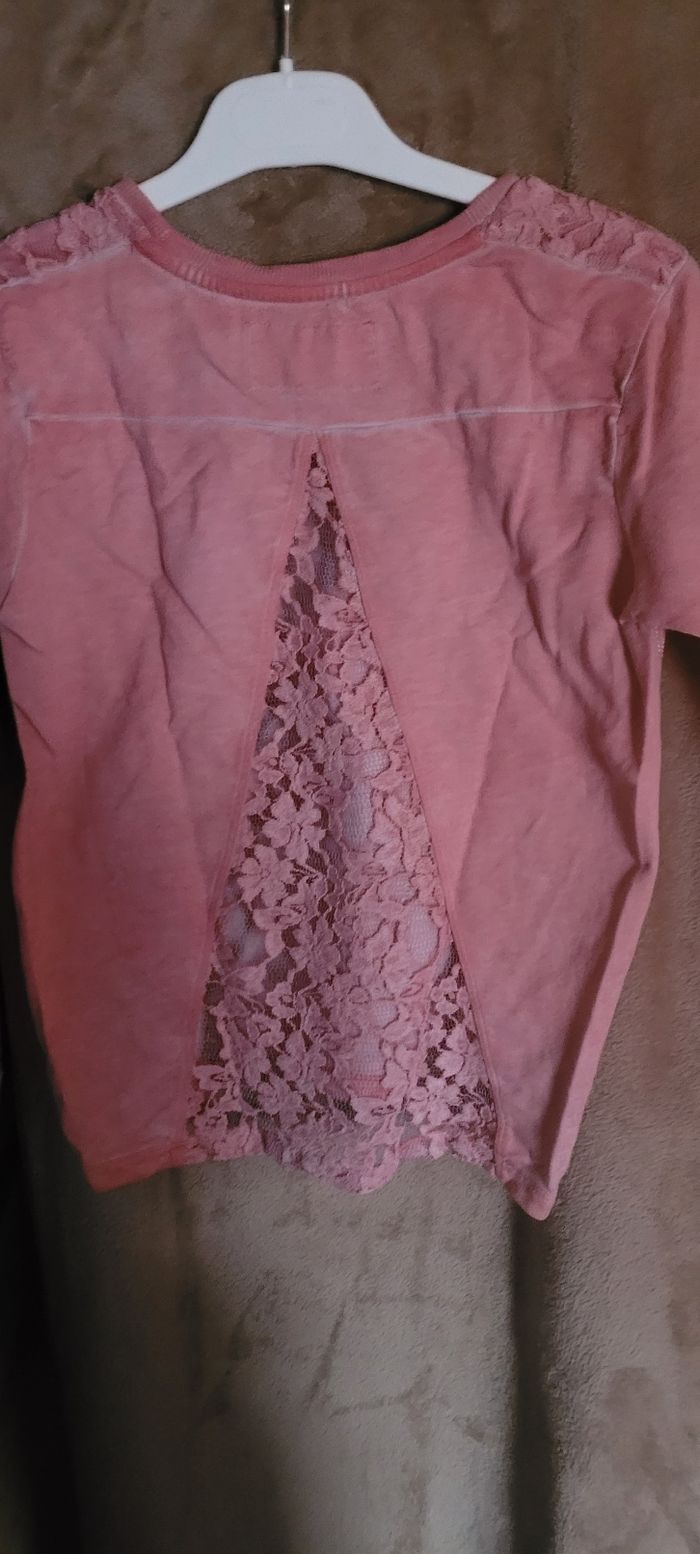 Pull avec dentelle - photo numéro 6