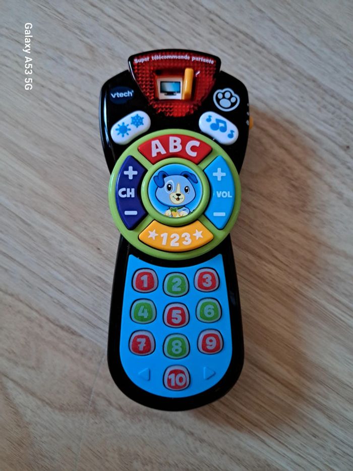 Super télécommande parlante Vtech à partir de 9 mois