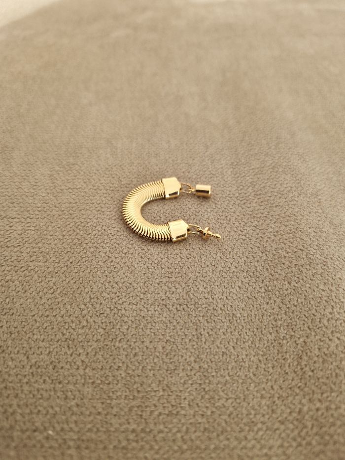 Boucle d'oreilles dorée vintage - photo numéro 9