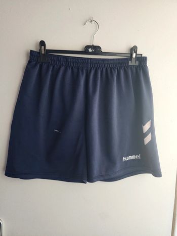 Short de sport homme taille XL-  hummel- taché