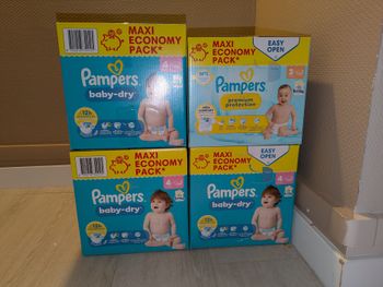 Couche pampers taille 3 ou/et 4
