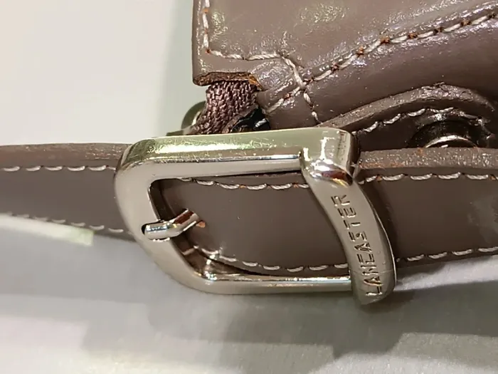 Sac besace bandoulière Lancaster cuir taupe - photo numéro 8