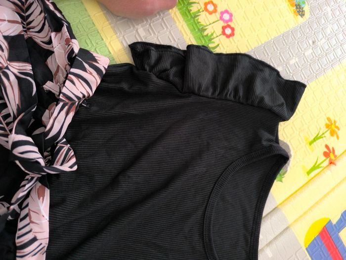 Robe neuve 5/6 ans - photo numéro 4