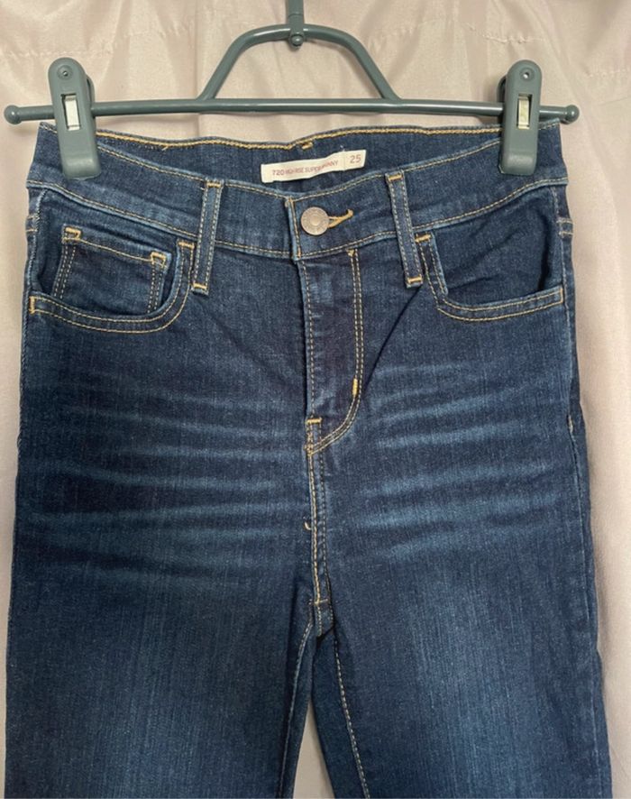 Jeans 720 high ride super skinny, taille 25, levi's