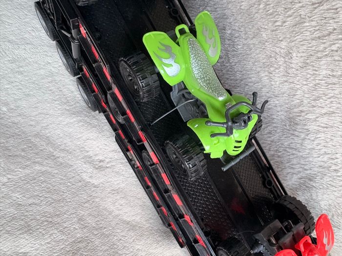 Voiture télécommandée - photo numéro 7