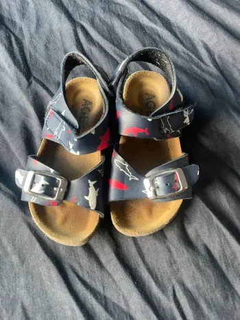 Chaussures ouvertes