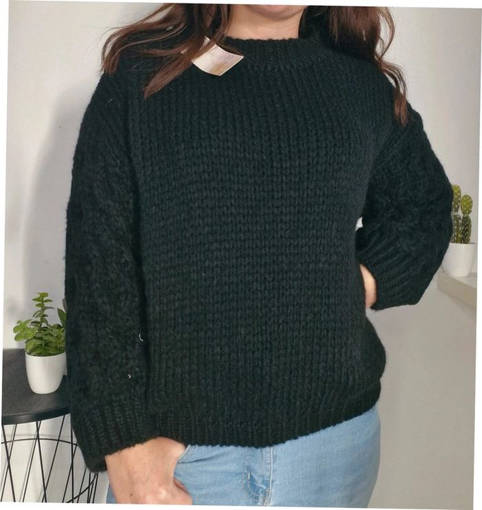 Pull en maille avec torsade noir