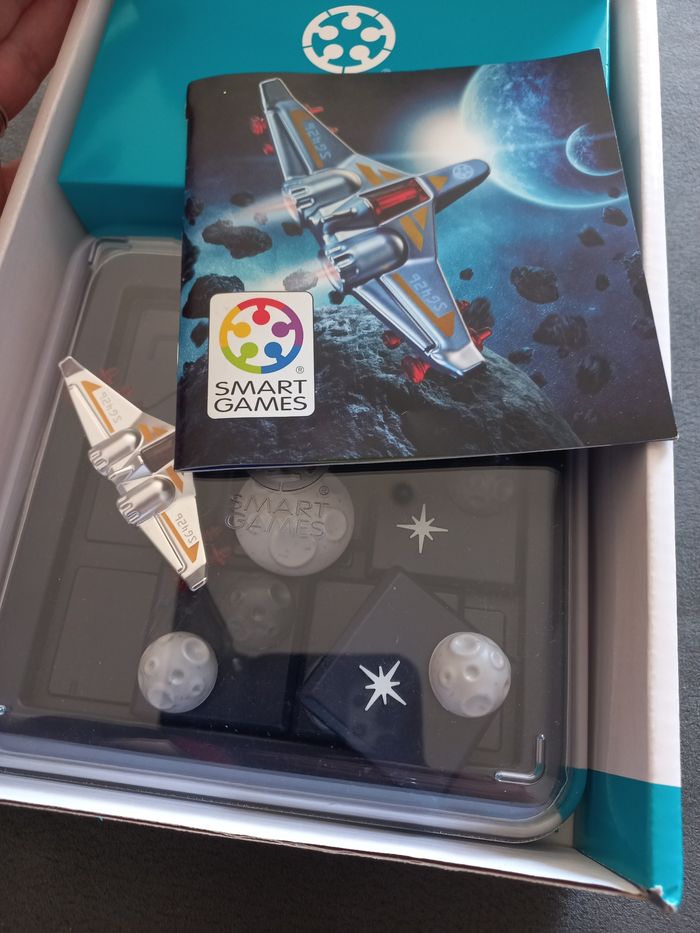 Alerte astéroïdes smart games - photo numéro 2