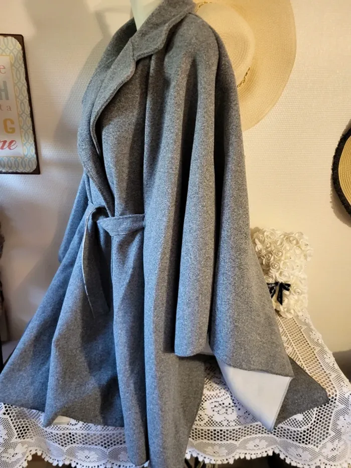 Manteau poncho - photo numéro 3