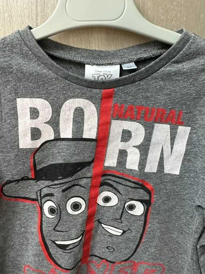 T-shirt gris et rouge manche longue disney toy story 4 ans - photo numéro 5