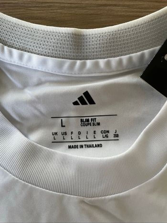 Maillot foot Real de Madrid - photo numéro 2