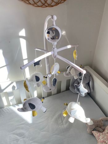 Mobile éléphant SAUTHON