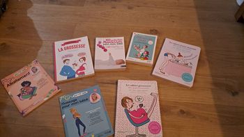 Lot de livre maternité et grossesse