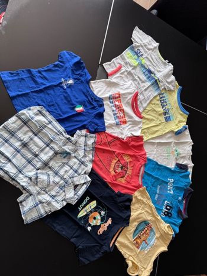 Lot N.2 de 10 t-shirt été 3 ans