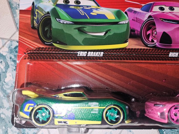 2 voitures cars métal Disney Pixar Mattel neuves sous blister    Eric Braker & Rich Mixon - Movie Mo - photo numéro 2