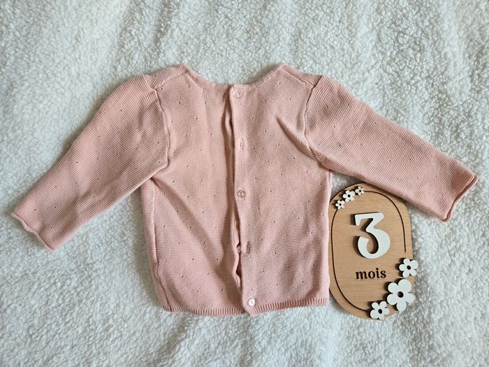 Pull fin rose 3 mois - photo numéro 2