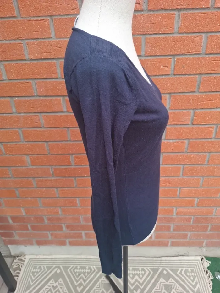 Pull leger mi-saison T38 - photo numéro 2