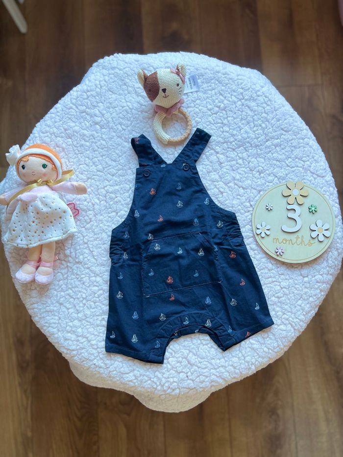 Salopette garçon taille 3 mois neuve
