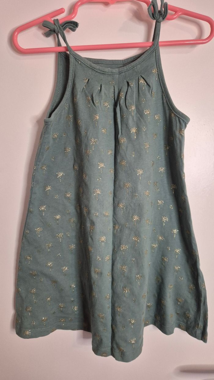 Robe verte C&A