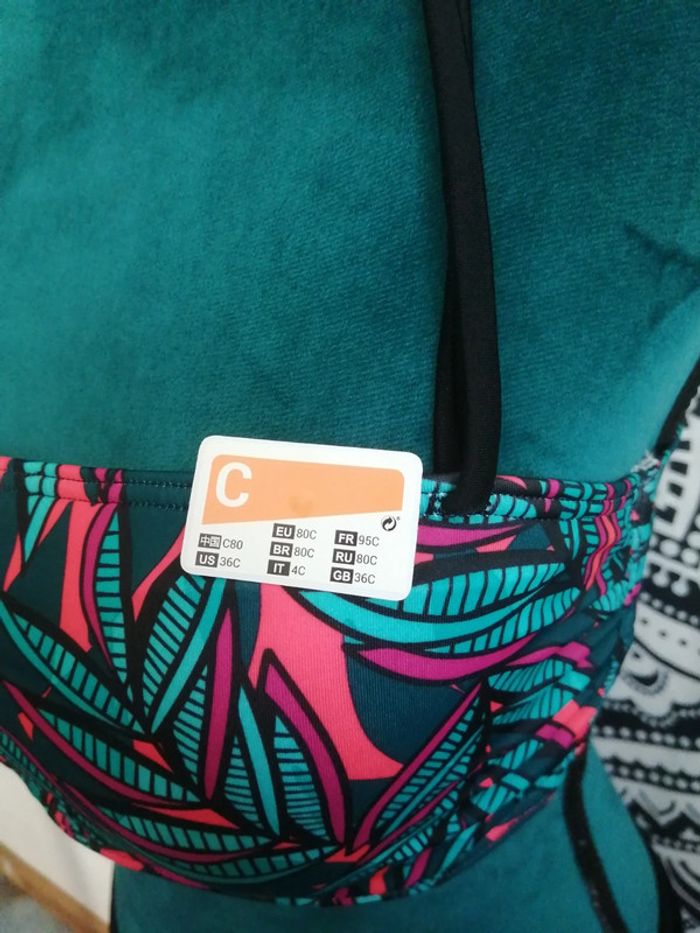 Haut de maillot de bain vert foncé motifs tropicaux / domyos / (95C) - photo numéro 4