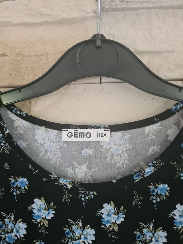 Robe longue noire légère petite fleur bleue Gémo 12 ans - photo numéro 2