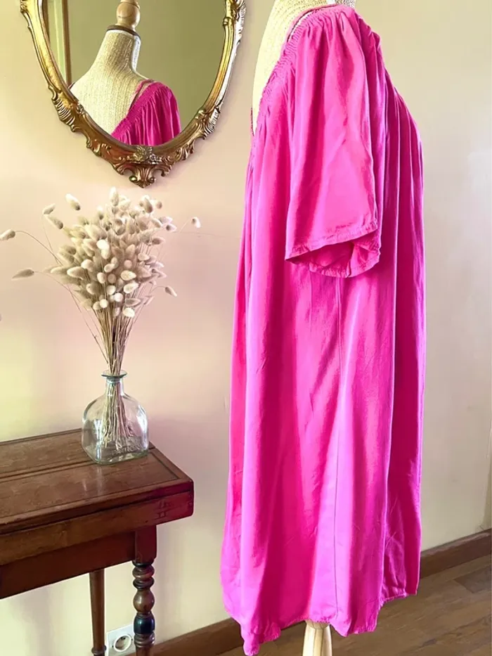 Robe Fluide Rose à Bretelles Robe Style Estival Chic et Confortable Taille M - photo numéro 7
