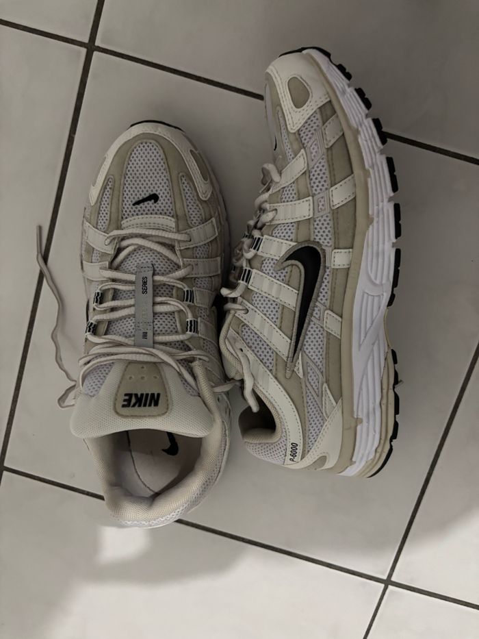 Nike Sportswear P-6000 UNISEX