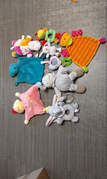 Lot doudou bébé