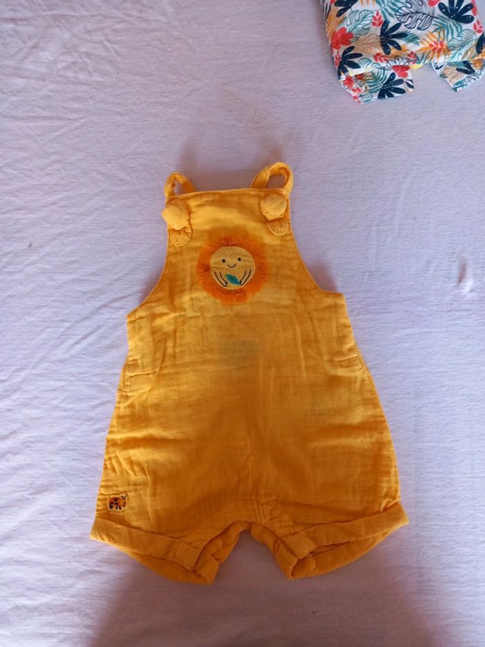 Combinaison short bébé