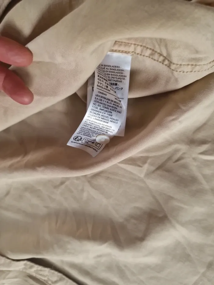 Chemise beige levis taille m tres bon etat - photo numéro 6