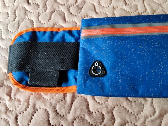 Sac banane. Avec côté peau matière aérée. Marque s.p.s - photo numéro 5