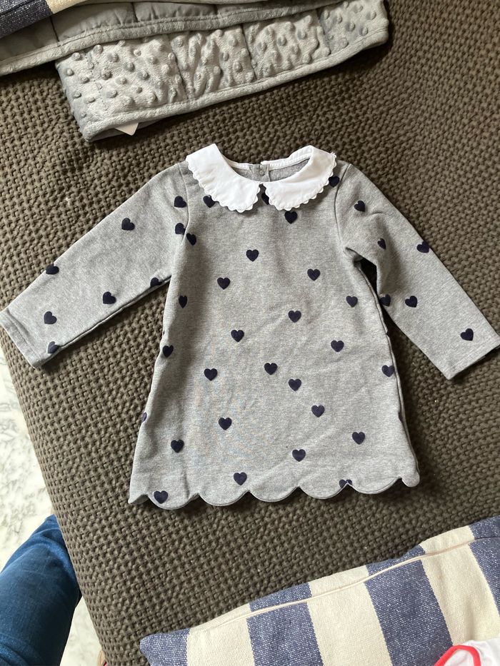 Robe Jacadi grise avec cœurs noir