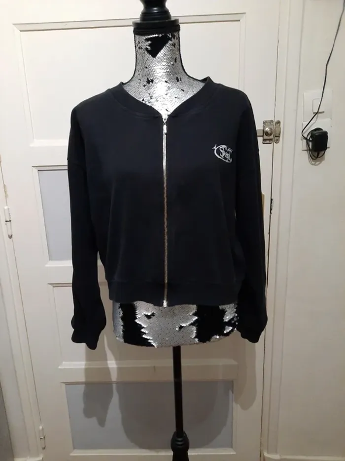 Petite veste ici et maintenant