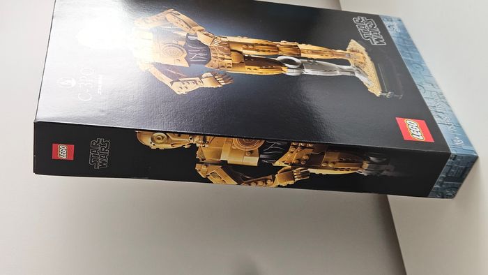 LEGO Star Wars 75398 C-3PO - photo numéro 2