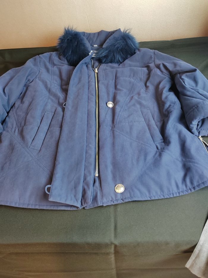 Manteaux femme taille 48 et44 - photo numéro 2