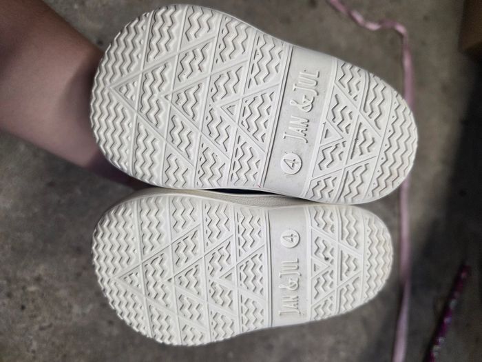 Après ski bébé  taille 4 - photo numéro 3