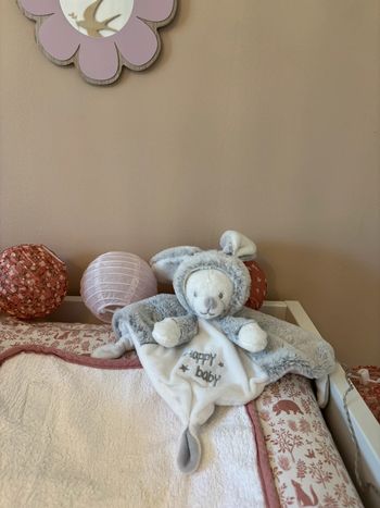 Doudou ourson capuche lapin