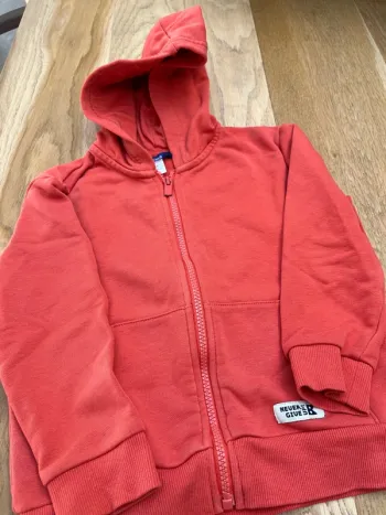Gilet sweat orange Okaïdi taille 5 ans