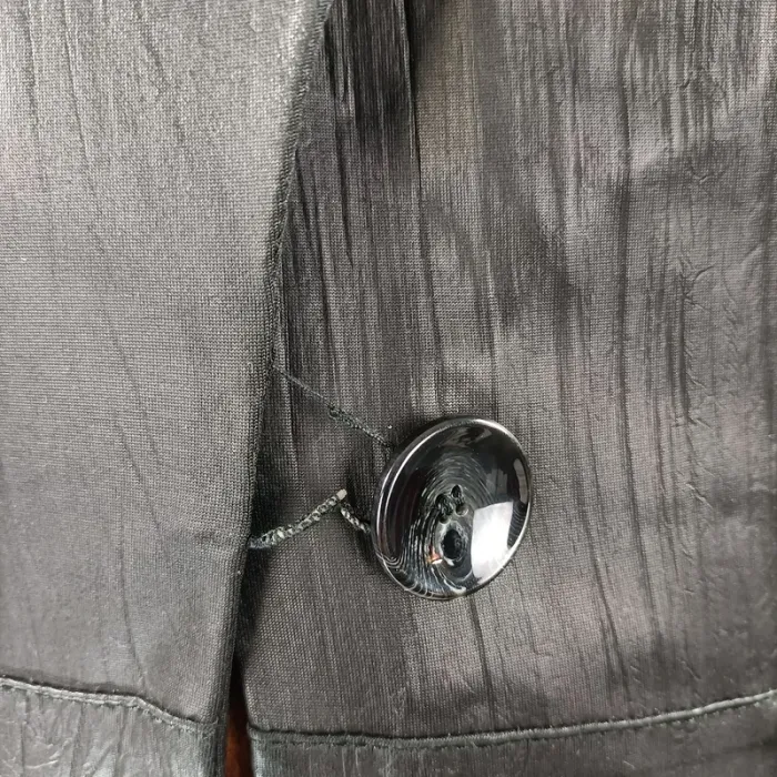 Veste noir aspect froissé - Briefing - Taille 38 - Effet cuir Coupe asymétrique Élégante - photo numéro 10