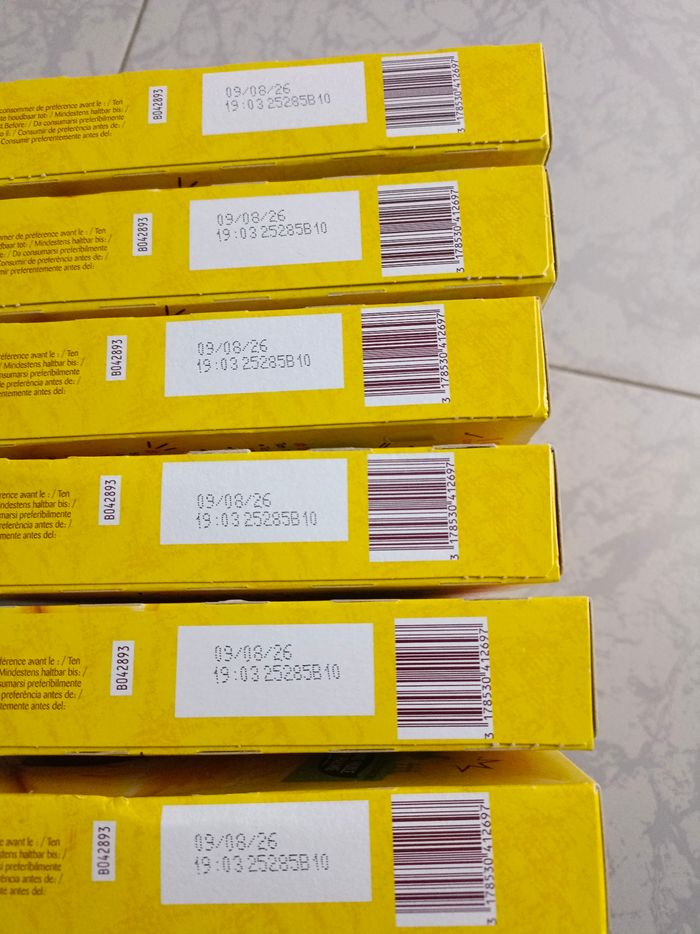 Lot doonuts nappés chocolat - photo numéro 3