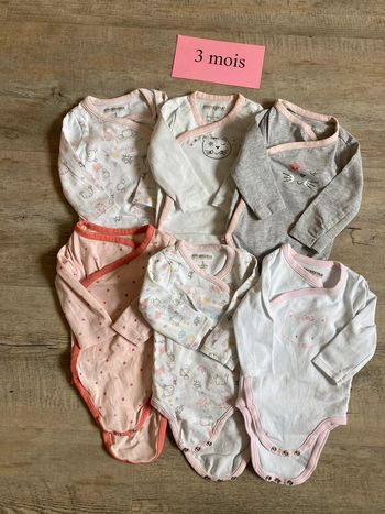 Lot 6 body 3 mois