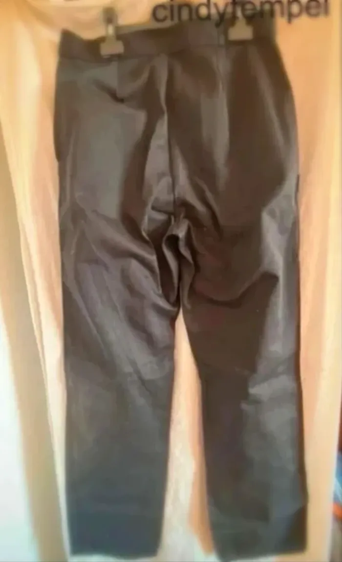 Pantalon - photo numéro 2