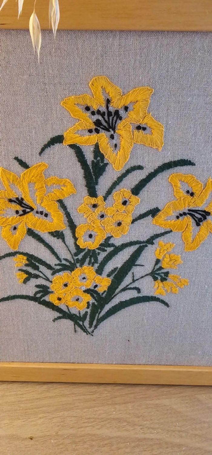 Cadre à fleurs en tissu - photo numéro 3