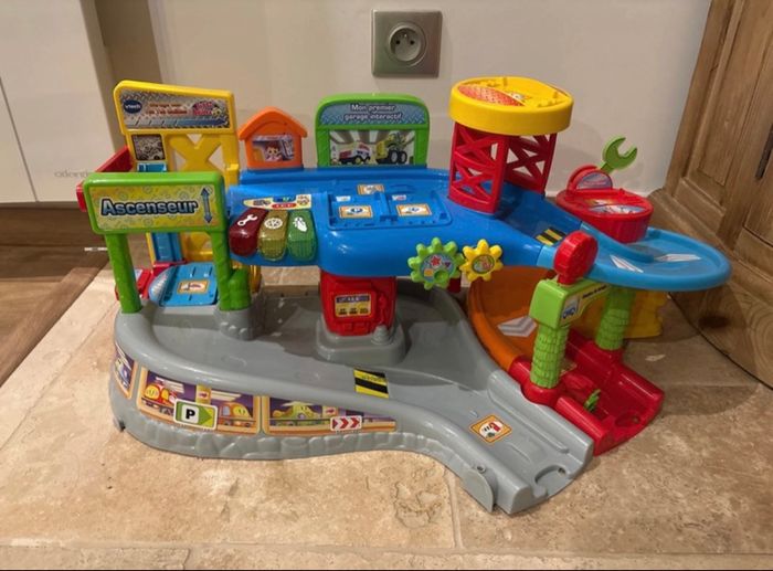 Mon premier garage tut tut bolides