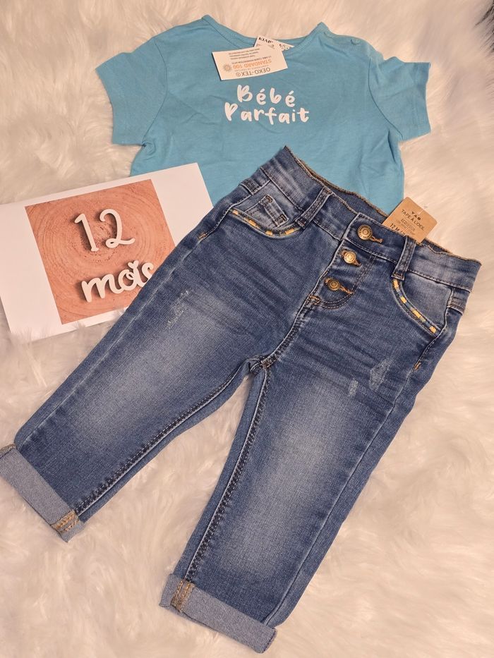 Neufs (non portés) 🏷🤩😍💙ensemble tee shirt mc et jeans  12 mois garçon 💙🤩😍