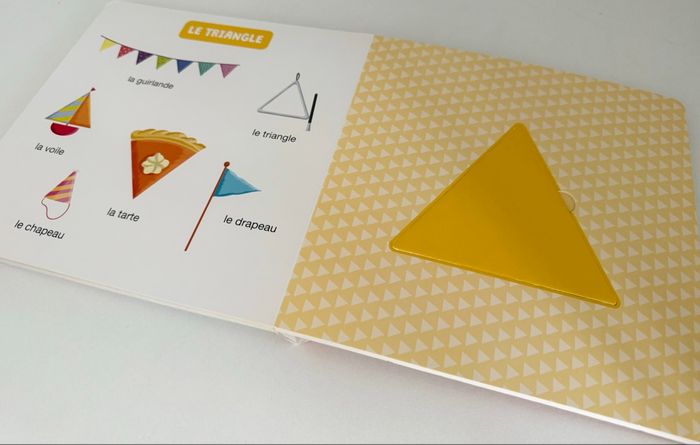 Lot 2 livres formes et couleurs excellent état - photo numéro 9