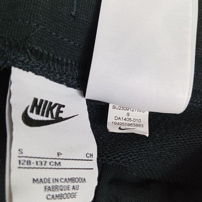 Short Noir Nike Enfant Taille S - photo numéro 3