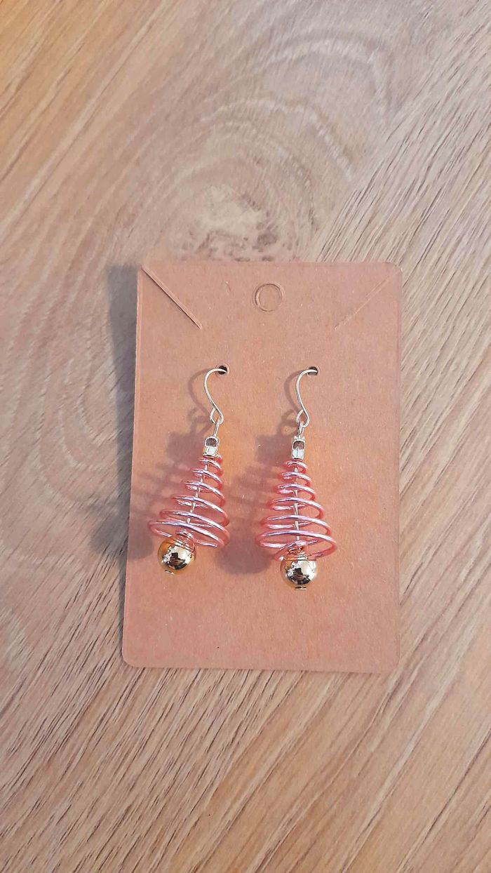 Bijoux Noël | Boucles d’Oreilles Sapin Rose – Neuf - photo numéro 2