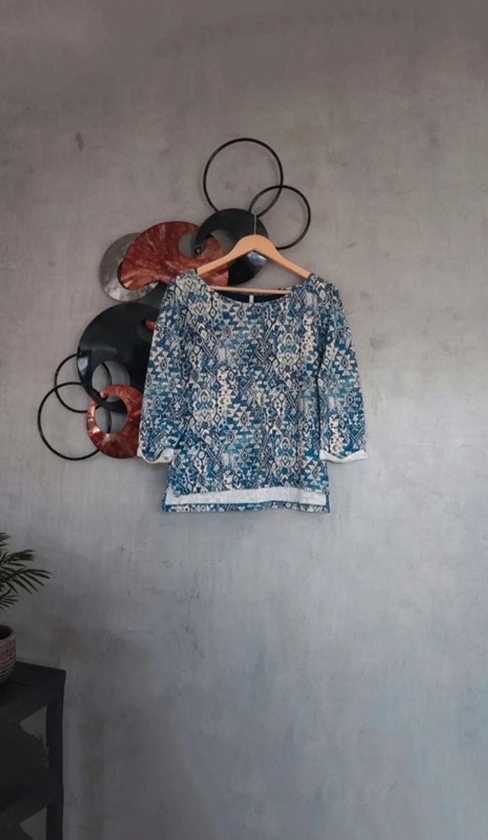 Pull fin à motifs bleus Stradivarius